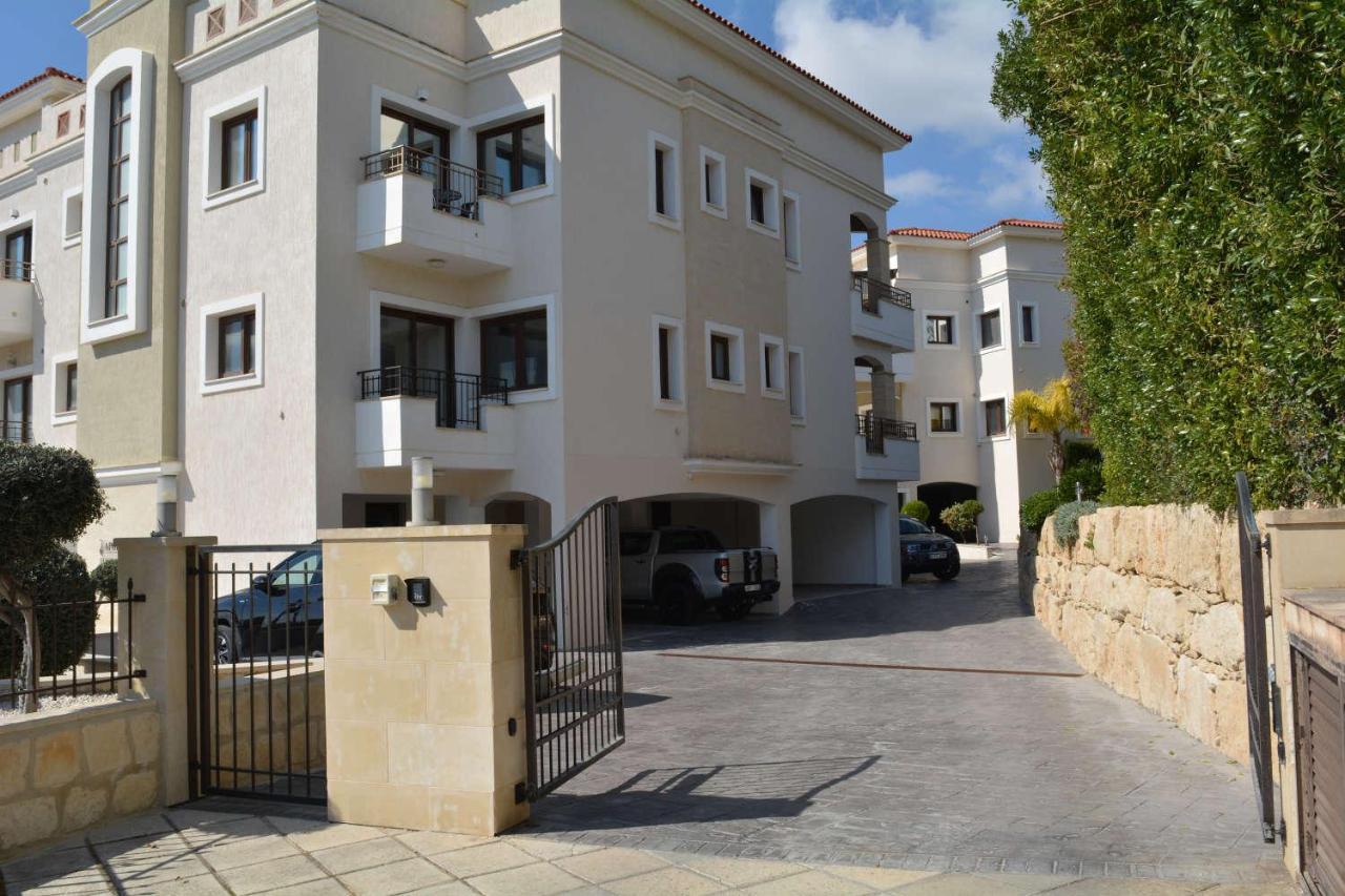Eleona'S Royal Gardens By Yiota - Luxury 2 Bed Apartment In Exclusive Complex Peyia Buitenkant foto